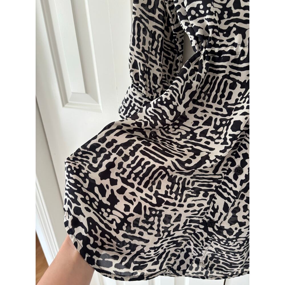 GLAM Women’s Black White Abstract Print Shirt Dress Size Small Tie Waist Mini - Picture 6 of 11